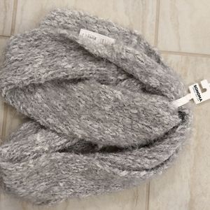 Sonoma infinity knit scarf